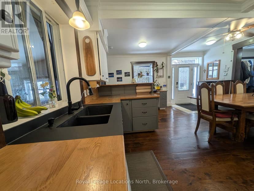 236 Phillips Street — photo 10 of 36