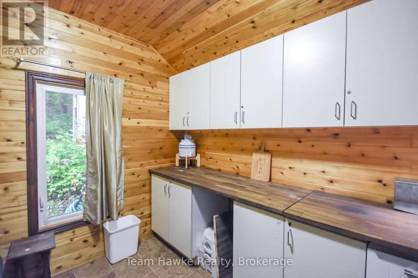 56 McArthur Drive — photo 13 of 21
