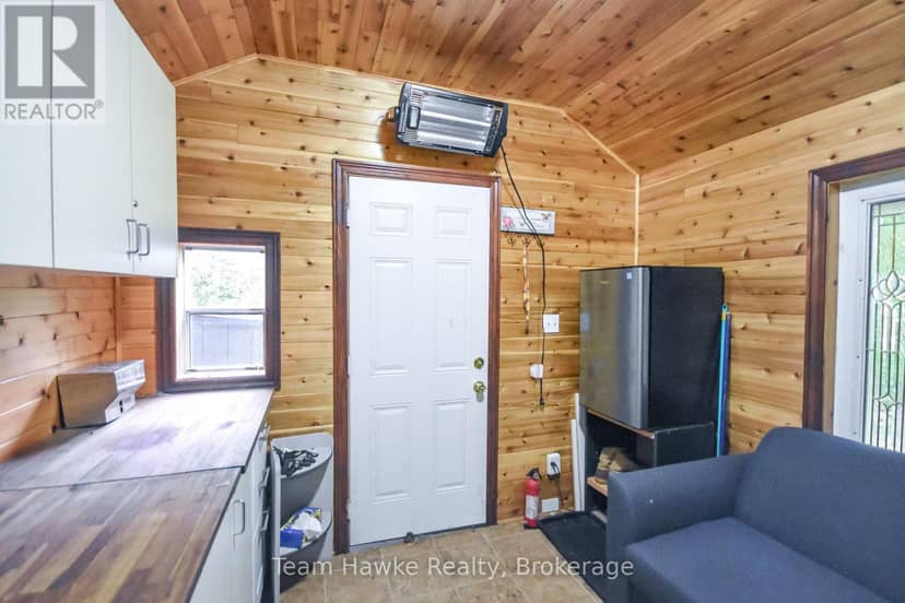 56 McArthur Drive — photo 14 of 21