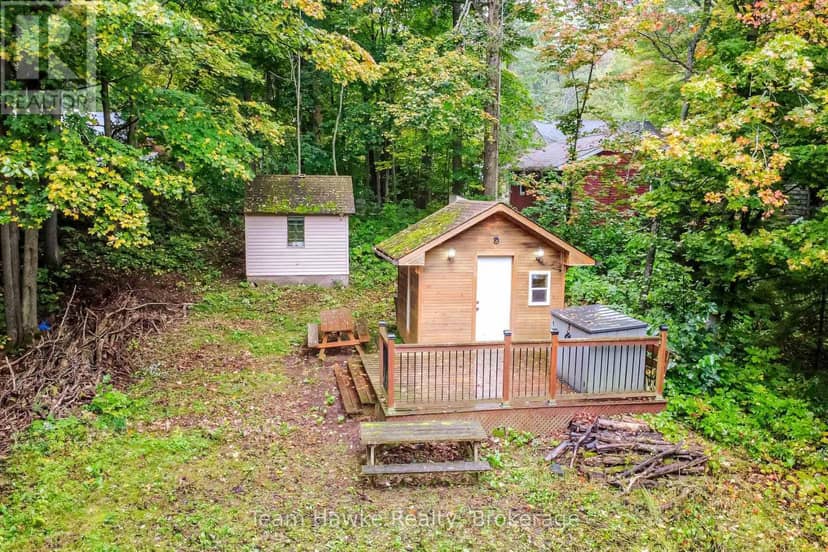 56 McArthur Drive, Penetanguishene, photo 3