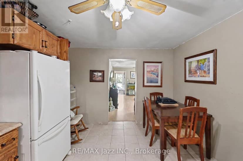 4 Hubbard Street, Georgina, photo 7