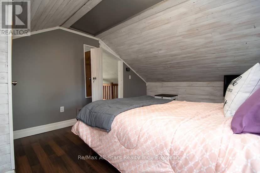 23 Wolfe Street — photo 17 of 29