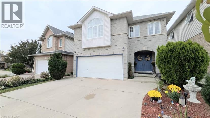 68 BENJAMIN Drive, Hamilton, photo 2