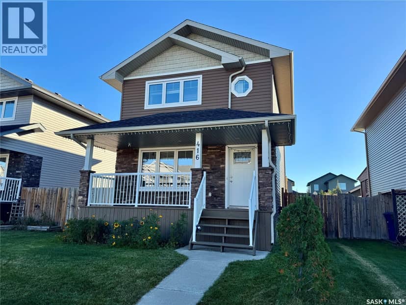 416 Redwood CRESCENT — photo 1 of 40