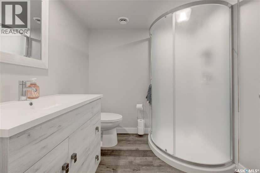 416 Redwood CRESCENT — photo 36 of 40