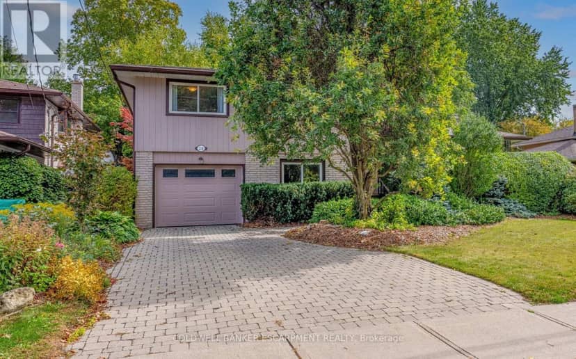 20 Princess Anne Drive — photo 1 of 39