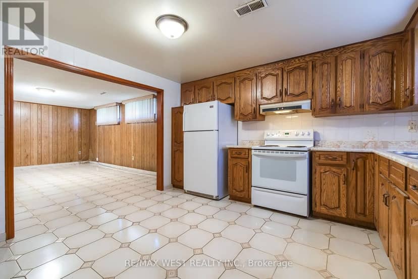 8 Carswell Place — photo 11 of 15