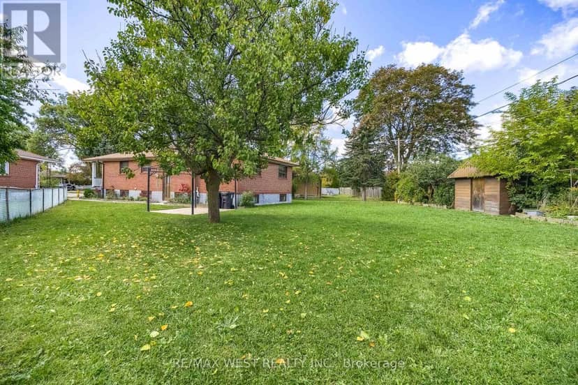 8 Carswell Place — photo 13 of 15