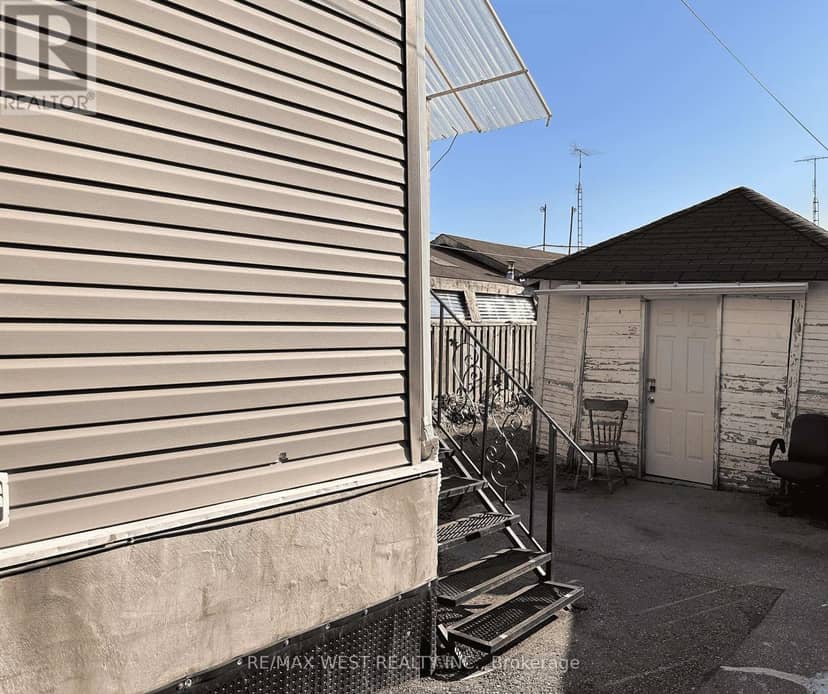 10 Fairbank Avenue — photo 25 of 28