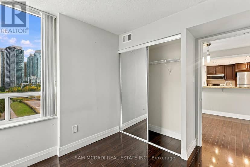 903 - 265 Enfield Place — photo 24 of 28