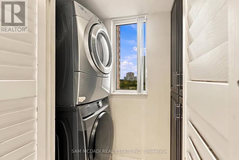903 - 265 Enfield Place — photo 9 of 28