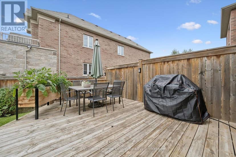 61 Ridgegate Crescent — photo 34 of 40