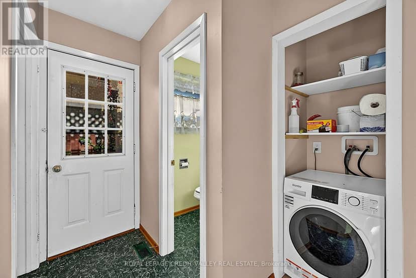 30 Palgrave Crescent — photo 21 of 40