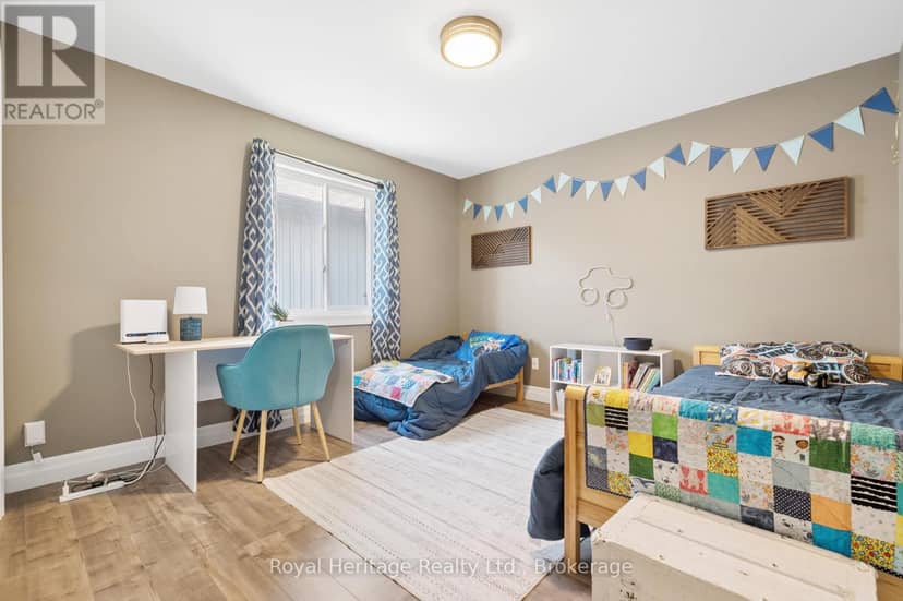 40 Ambrosia Terrace — photo 20 of 40
