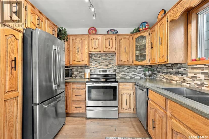 222 Smith ROAD — photo 16 of 40