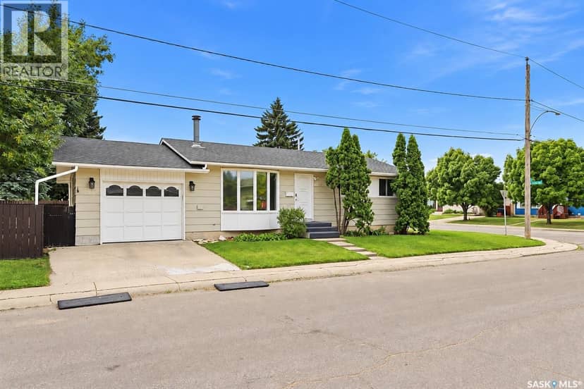 1535 Laura AVENUE, Saskatoon, photo 2