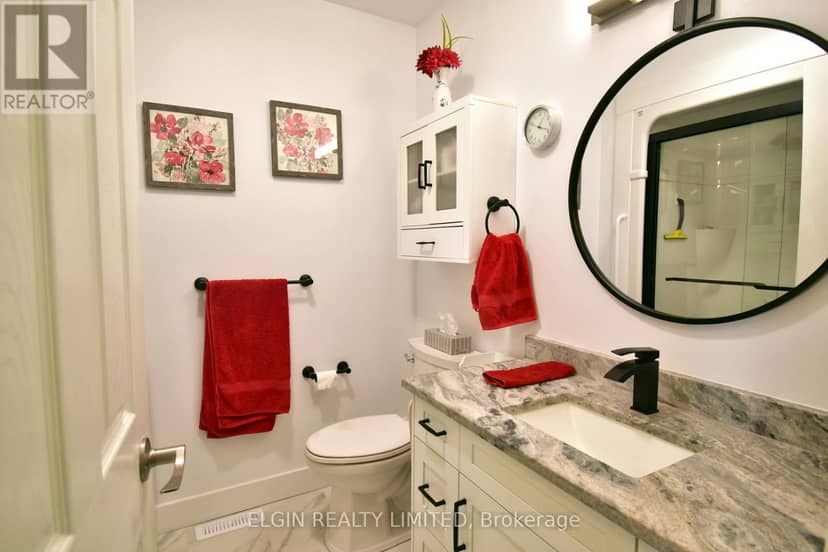 30 Peach Tree Boulevard — photo 16 of 34