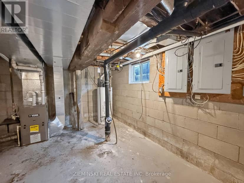 85 Marion Street — photo 17 of 22