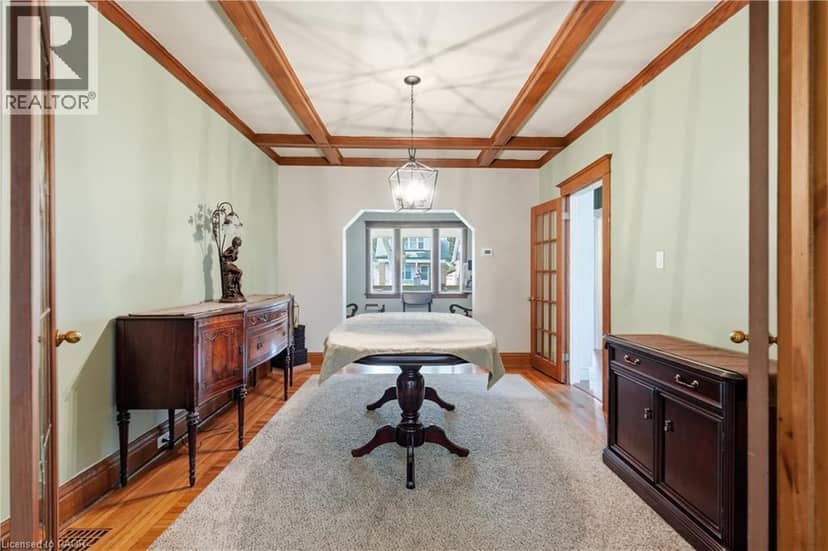 163 GROSVENOR Avenue S — photo 14 of 40