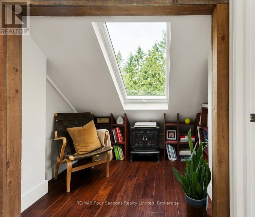50 Amaranth Street W — photo 20 of 40