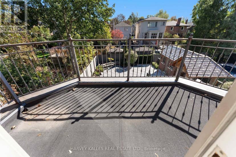 717 Woburn Avenue — photo 30 of 40