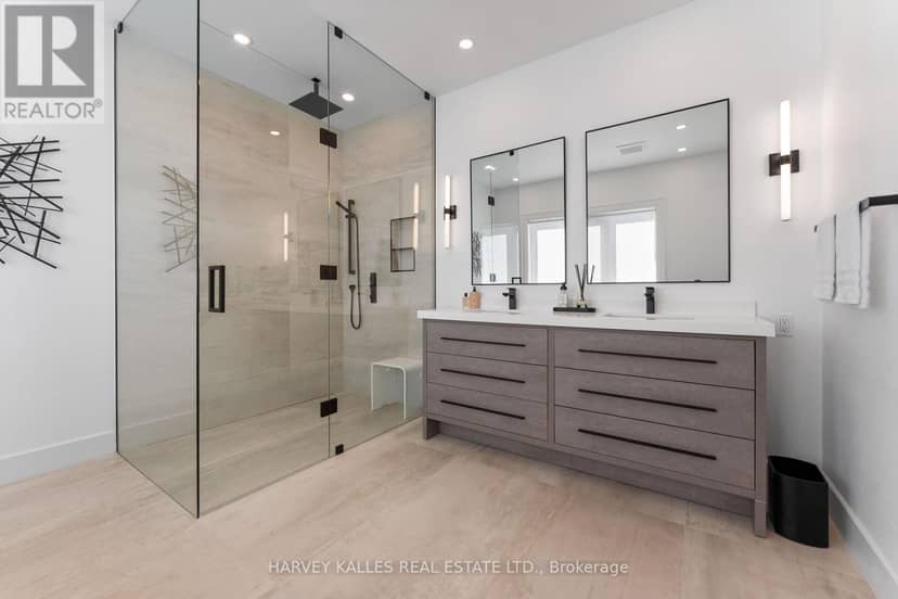 717 Woburn Avenue — photo 32 of 40