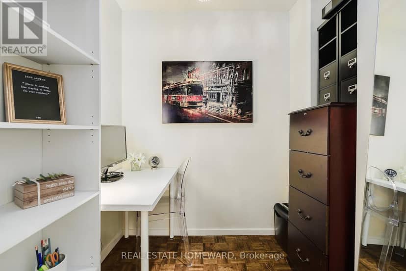 203 - 575 Avenue Road — photo 23 of 34