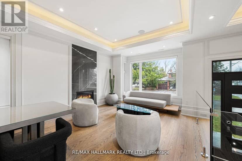 210 Horsham Avenue, Toronto, photo 4