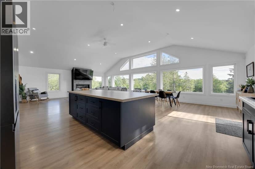 34 Maple Hill Lane — photo 17 of 39
