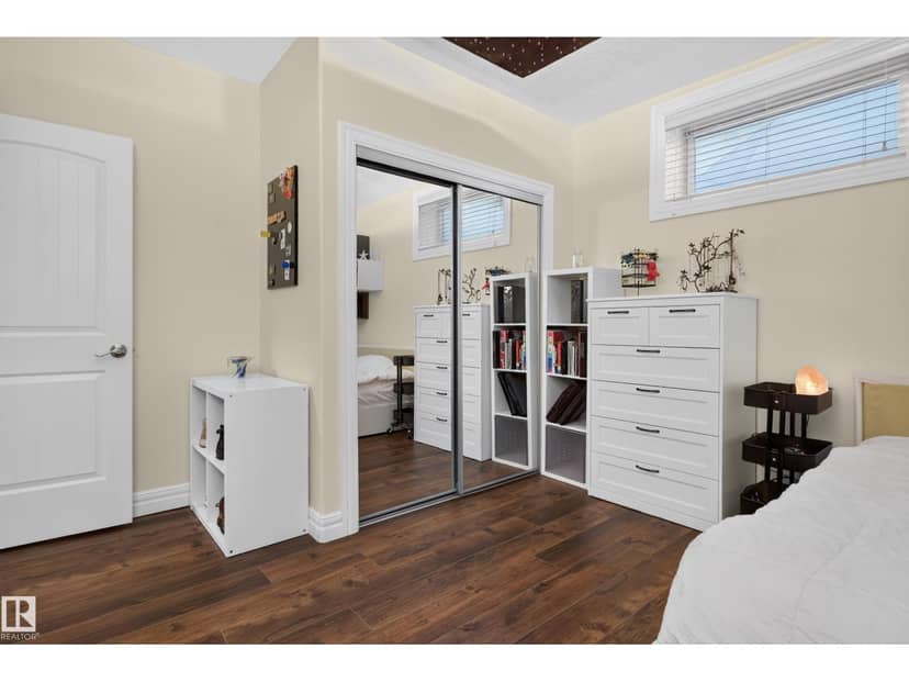 20 Kingsmoor Cl — photo 35 of 40