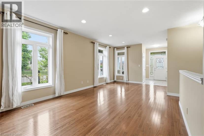 33 NORMA Crescent, Guelph, photo 8