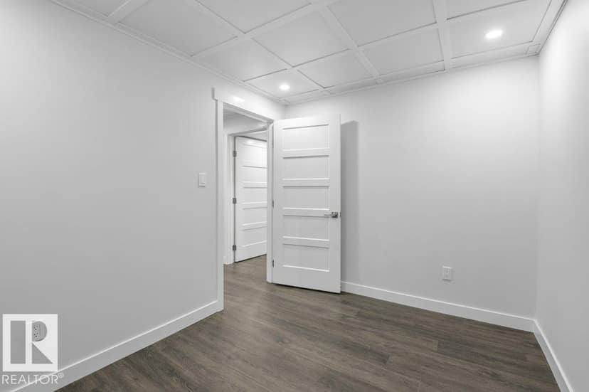 2311 146 AV NW — photo 31 of 40