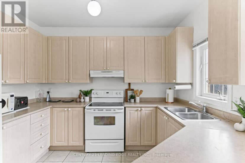 35 Hartwell Way — photo 16 of 40