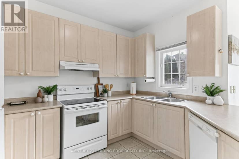 35 Hartwell Way — photo 17 of 40