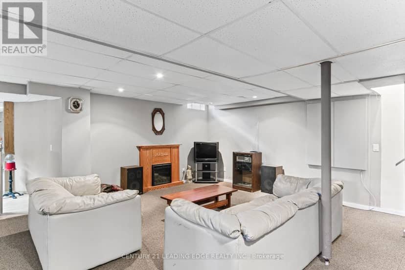 35 Hartwell Way — photo 39 of 40