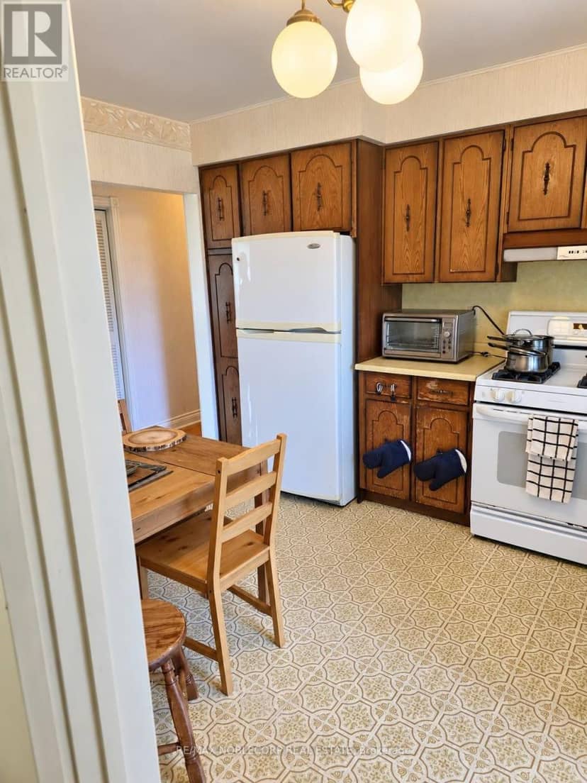 5 Conamore Crescent, Toronto, photo 8