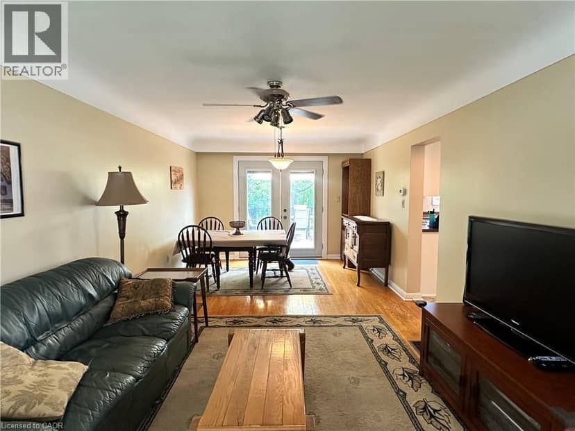 129 BROKER Drive — photo 10 of 37