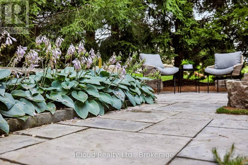 41 Woodland Drive — photo 11 of 40