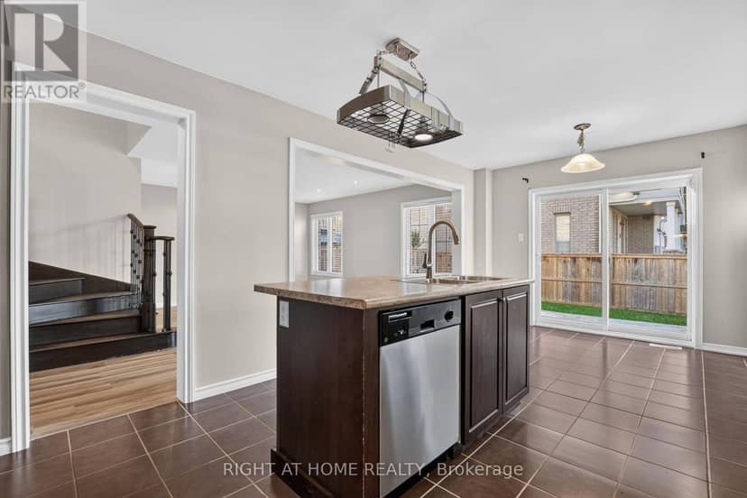 8460 Sweet Chestnut Drive — photo 12 of 40