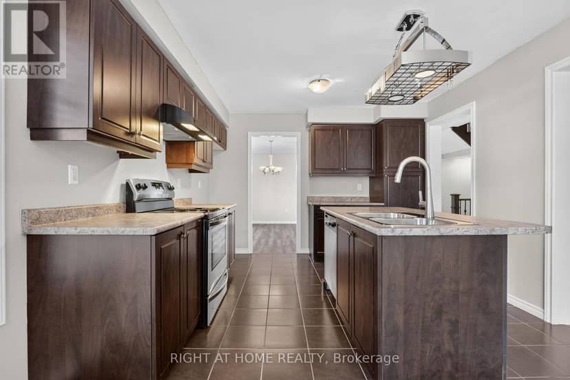 8460 Sweet Chestnut Drive — photo 14 of 40