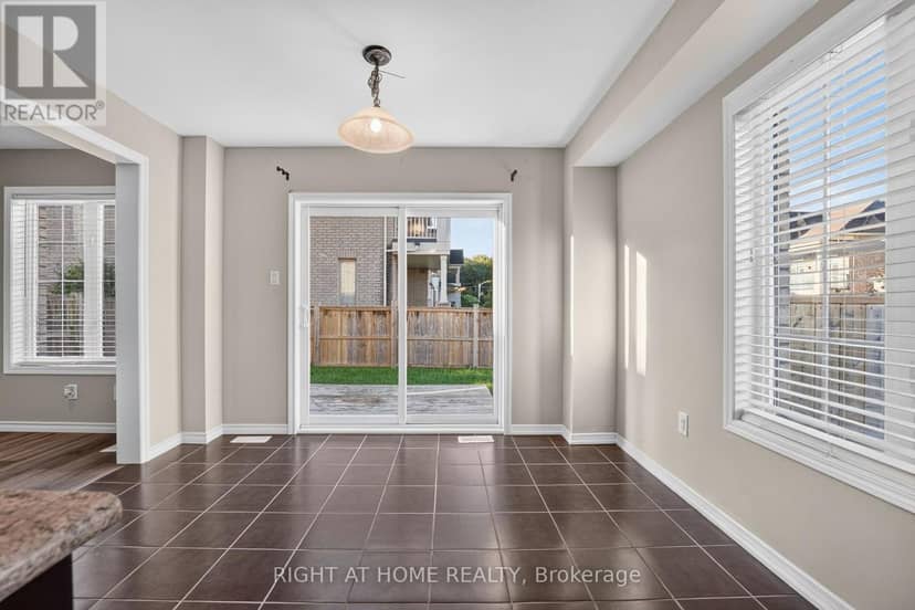 8460 Sweet Chestnut Drive — photo 18 of 40