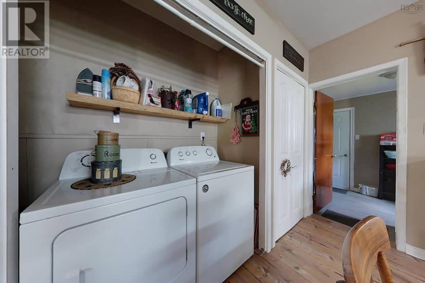 18-20 Christie Street — photo 11 of 21