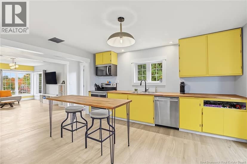 26 Chestnut Street — photo 16 of 38