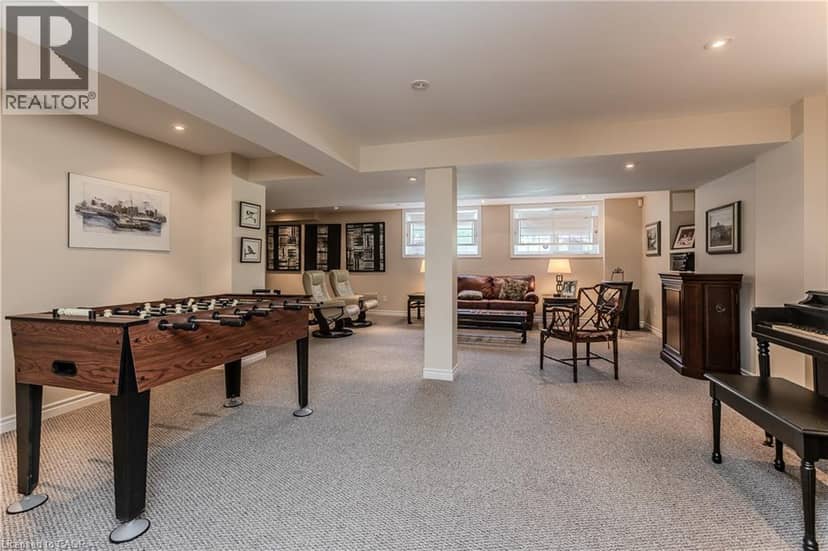 2330 VALLEYRIDGE Drive — photo 32 of 40