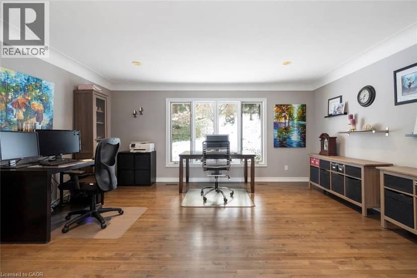 18 STONEGATE Drive — photo 19 of 40