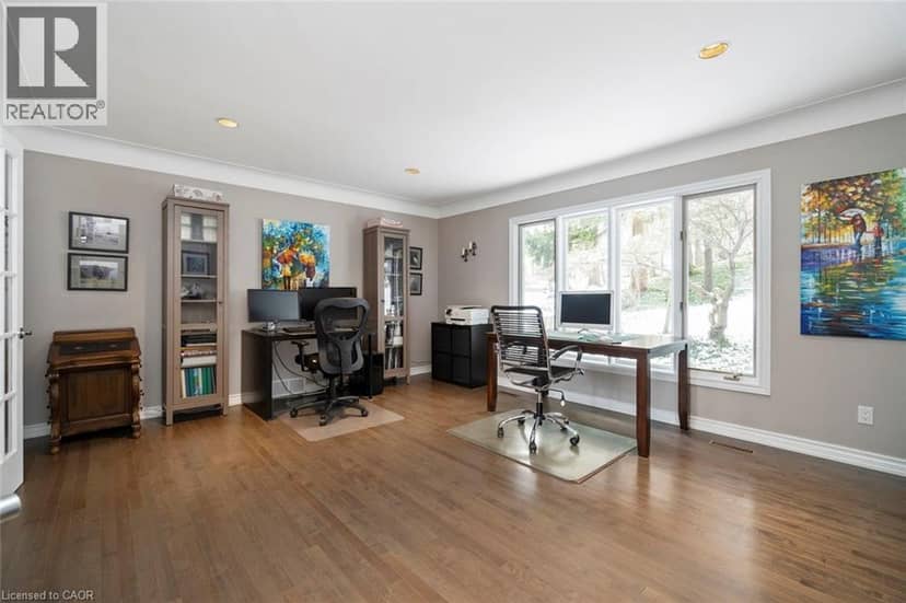18 STONEGATE Drive — photo 20 of 40