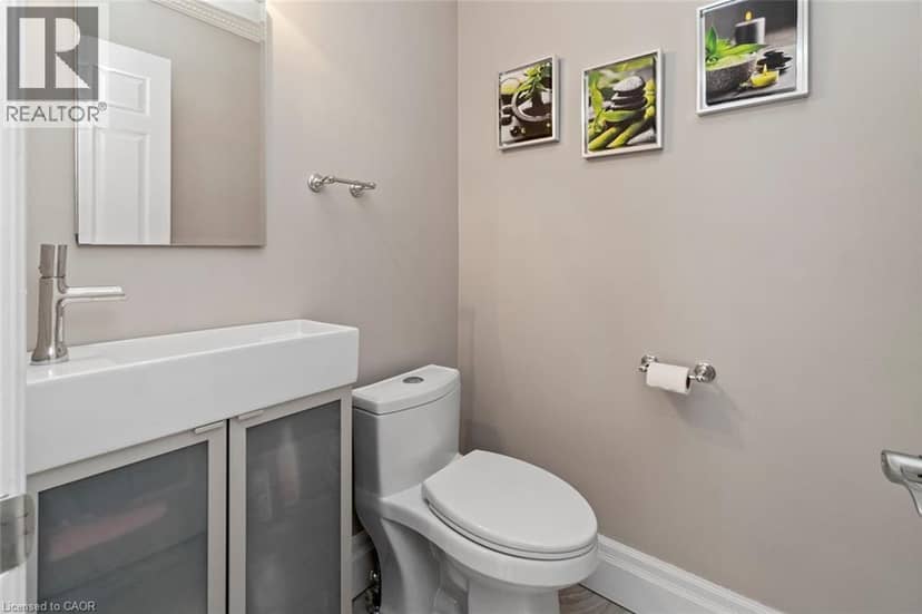 18 STONEGATE Drive — photo 23 of 40