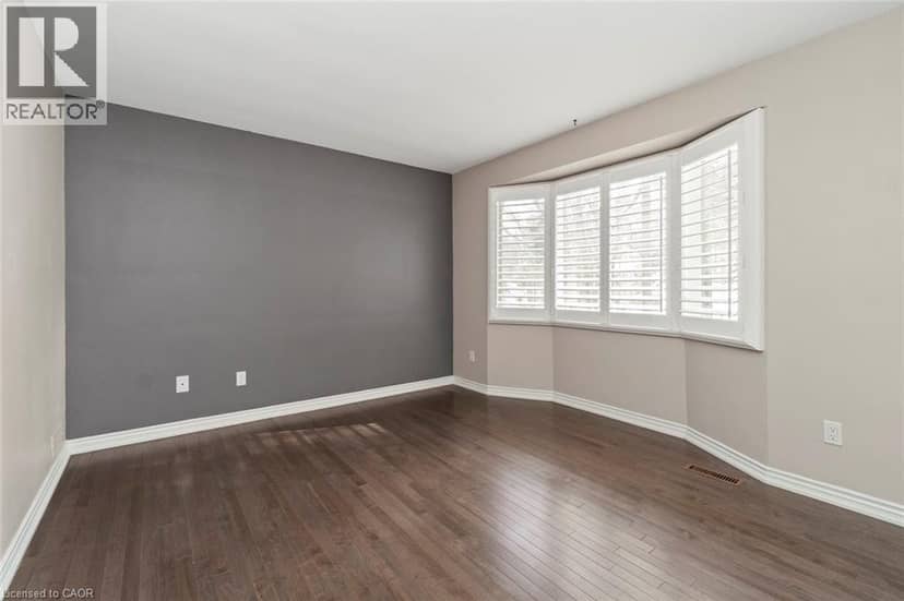 18 STONEGATE Drive — photo 36 of 40