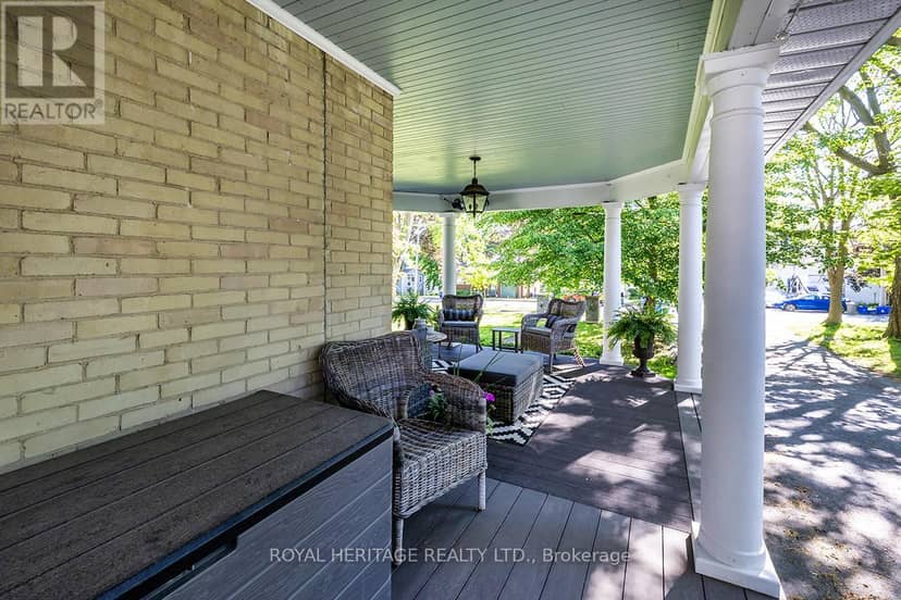 220 Cochrane Street — photo 7 of 40