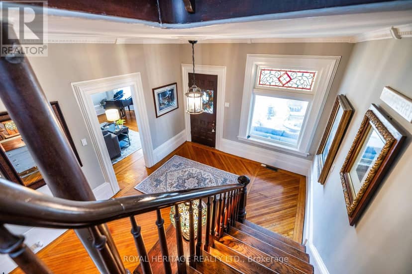 220 Cochrane Street — photo 10 of 40